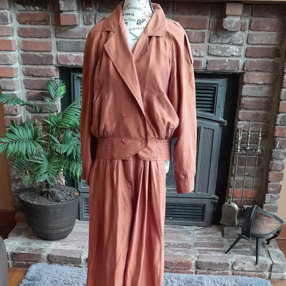 Diane Gilman Jackets & Blazers - Diane Gilman Vintage Silk Jacket and Pants